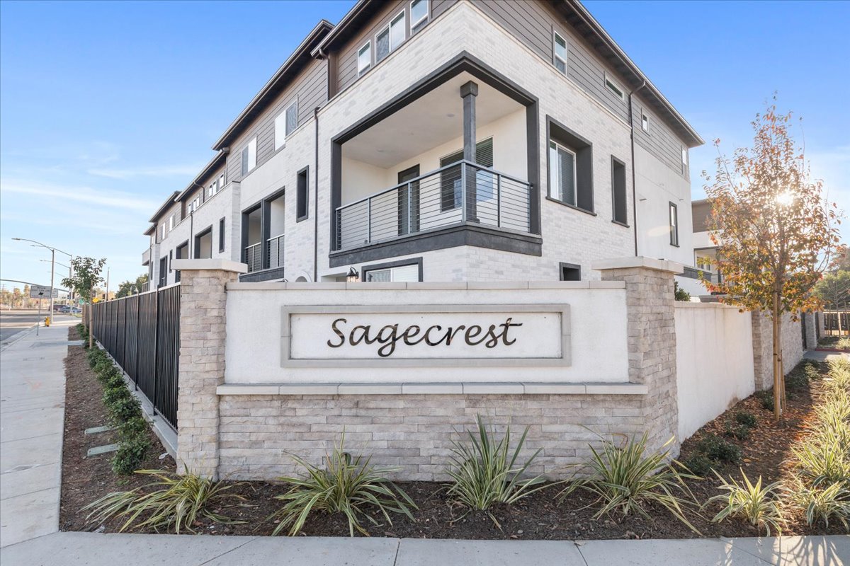 A building with a sign on it.