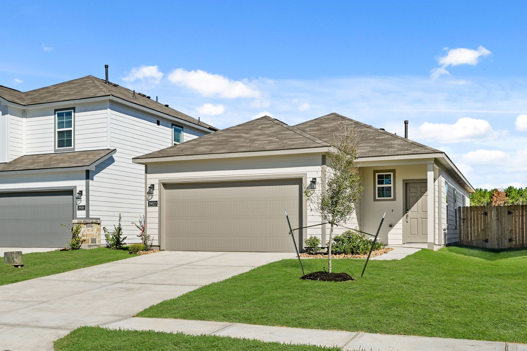 010429 19923 Park Mesa Lane